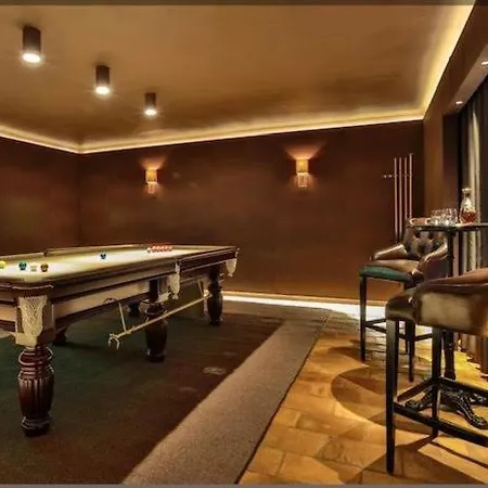 Villa 55 By The Pearls Collection *